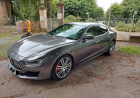 Maserati Ghibli 3.0 V6 350HP GRANSPORT Auto RWD GRANSPORT