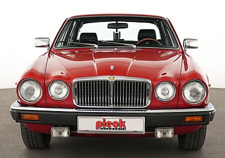 Jaguar XJ12