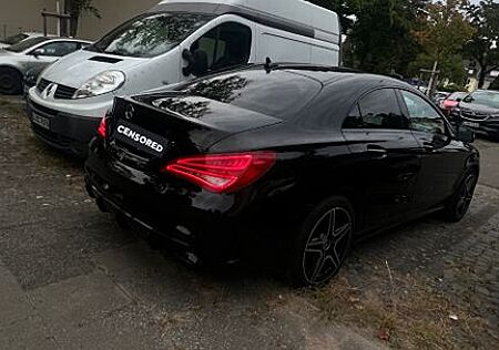 Mercedes-Benz CLA 200 AMG Line AMG Line