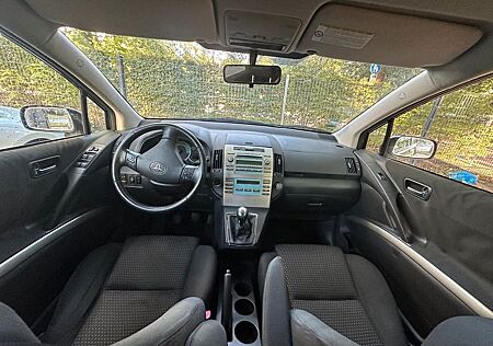 Toyota Corolla Verso 2.2-l 7 Sitze
