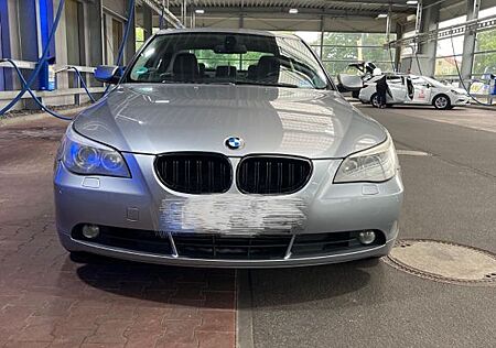 BMW 525d A -