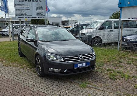VW Passat Variant Volkswagen /Xenon/Navi/SHG/Klimaautomatik