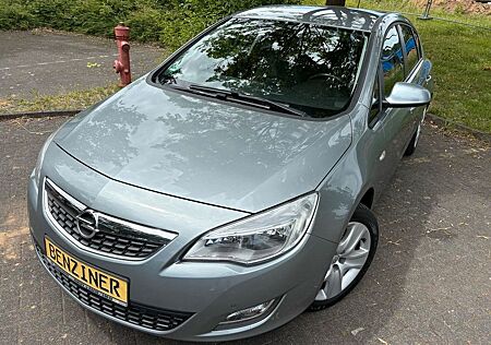Opel Astra 1.4 Turbo 103kW
