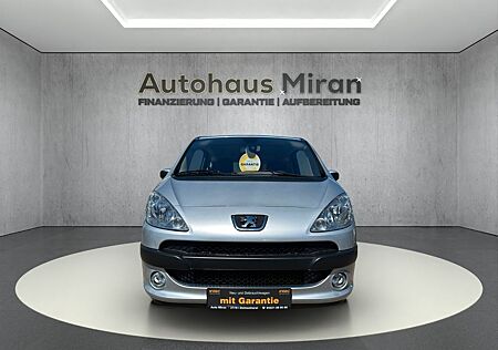 Peugeot 1007  Aut. * TÜV NEU* Nur69Tkm *PDC *