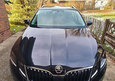 Skoda Octavia 1.0 TSI STYLE COMBI STYLE