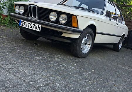 BMW 320 /6