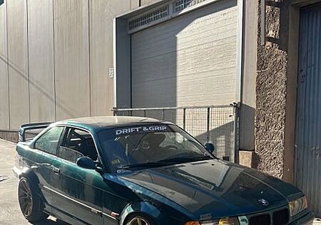 BMW 328i Coupe