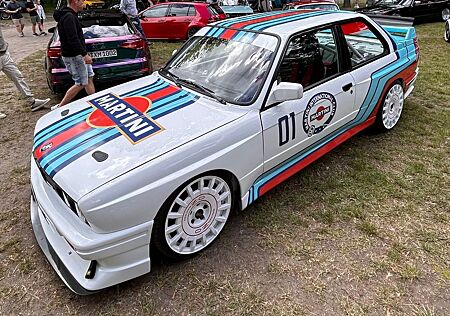BMW M3 E30 Rennwagen Replika (V8/286 PS/400 Nm)