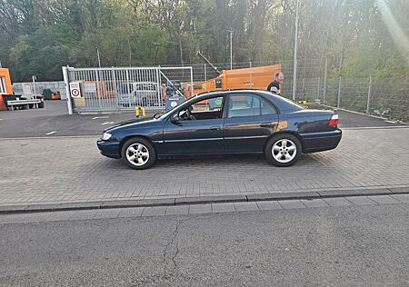 Opel Omega 2.2 16V Design Edition