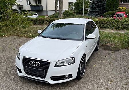 Audi A3 2.0 TDI (DPF) S line S line