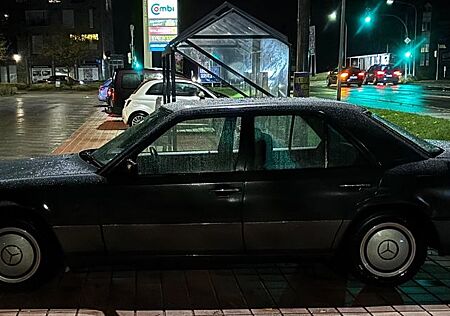 Mercedes-Benz 200 200E