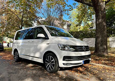 VW T6 Multivan Volkswagen 2,0 TDI DSG 4Motion Kamera AHK LED