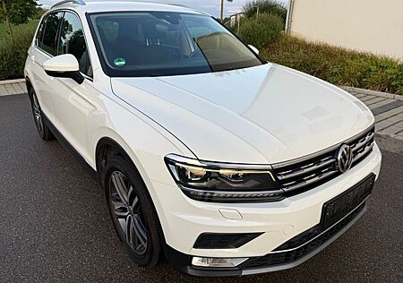 VW Tiguan Volkswagen Highline *LED*Digital Tacho*Navi*AHK*