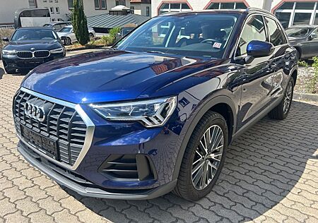 Audi Q3 Q345 TFSIe Pano*Kamera*LED*Navi*Leder*19Zoll*AHK