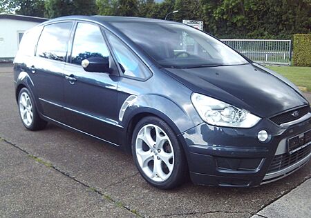 Ford S-Max Titanium, AHK, Sitzhzg.Leder