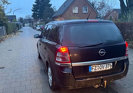Opel Zafira 1.9 CDTI Edition "111 Jahre" 110kW AT...
