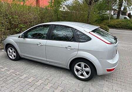 Ford Focus 1,6 Style+