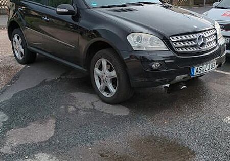 Mercedes-Benz ML 320 CDI 4MATIC -