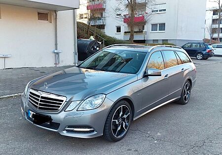 Mercedes-Benz E 200 T BlueEFFICIENCY AVANTGARDE AVANTGARDE