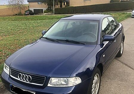 Audi A4 1.8 -