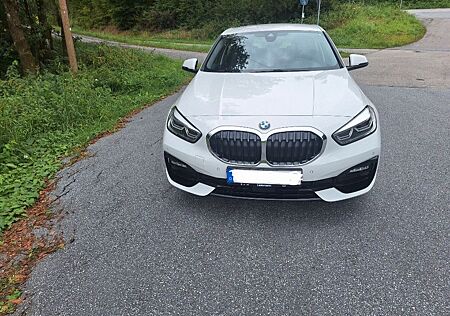 BMW 118i Sport Line Sport Line