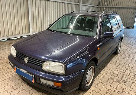VW Golf Volkswagen 1.9 TDI CL