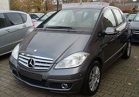 Mercedes-Benz A 170 Avantgarde Automatik / Parktronic