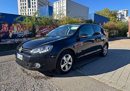 VW Golf Volkswagen 2.0 TDI DSG Team