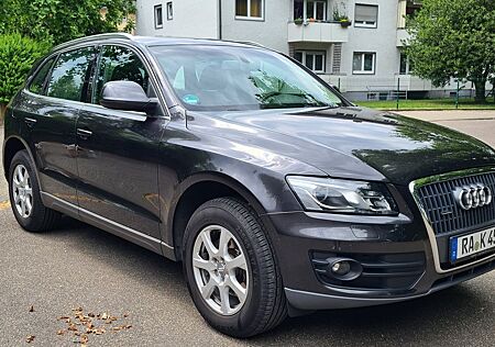 Audi Q5 2.0TDI Quattro Navi Xenon Pano. Alc.STHZ