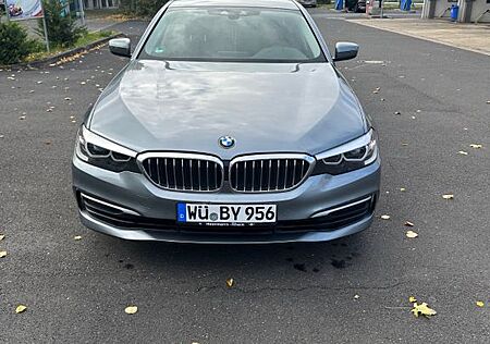 BMW 520i A -