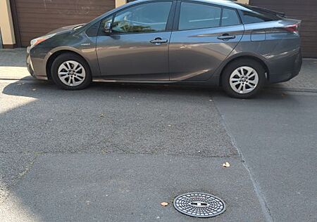 Toyota Prius 1.8-l-VVT-i