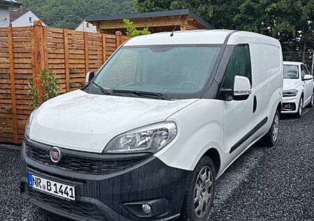 Fiat Doblo 1.6 Multilenkrad, Klimaautomatik