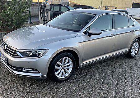 VW Passat Volkswagen 2.0 TDI SCR 110kW 4MOTION Comfortline...