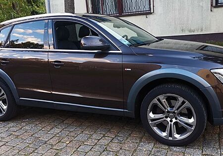 Audi Q5 3.0 TDI Quattro AUTM+1.Hand+PANO+AHK+XenonLED