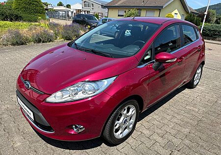 Ford Fiesta Titanium 1.25 4trg HU/AU NEU