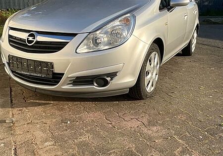 Opel Corsa D 1.2 TÜV NEU mit Klimaanlage