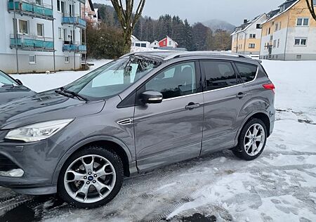 Ford Kuga 2,0 TDCi 4x4 120kW Individual PowerShif...