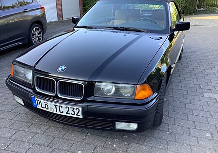 BMW 325 i cabrio