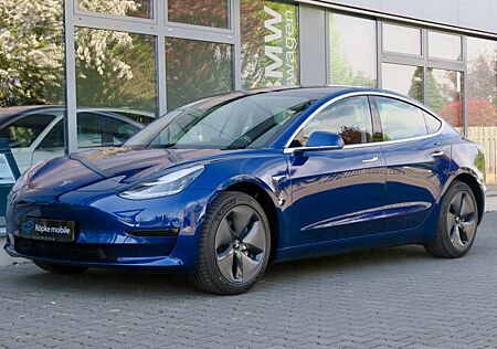 Tesla Model 3 RWD 18" Deep Blue VAT