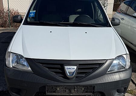 Dacia Logan , Trennwand, LKW Zulassung 1.6 Benziner