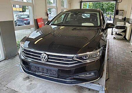 VW Passat Variant Volkswagen 2.0 TDI Elegance °360°VC°AHK°ACC°