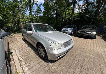 Mercedes-Benz C 200 KOMPRESSOR T CLASSIC /Export