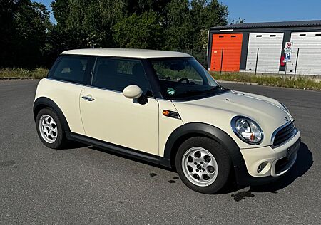 Mini One D (2013) HU 08/2026 165.000 km