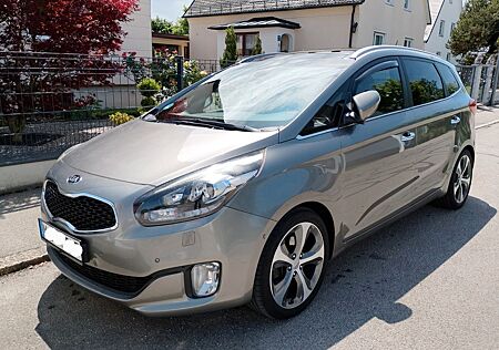 Kia Carens 1.7 CRDi Spirit; 7Sitze