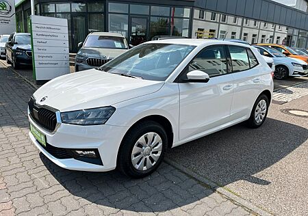 Skoda Fabia Essence 1.0 MPI 59 kW MJ2024 Vorführwagen