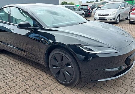 Tesla Model 3 RWD Highland Leder/Weiß AHK