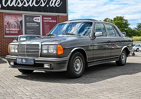Mercedes-Benz 280 E W123 *TRAUM OPTIK*ABS*SD*GARANTIE*