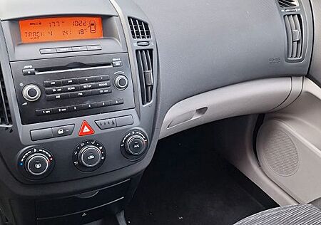 Kia Cee'd / Ceed Sporty Wagon 1.6 CVVT EX EX