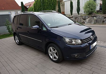 VW Touran Volkswagen 2.0 TDI BlueMotion Navi Bi.Xenon