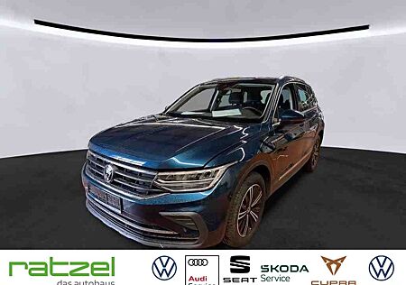 VW Tiguan Volkswagen 2.0 TDI Life 4Motion El. Panodach+Navi